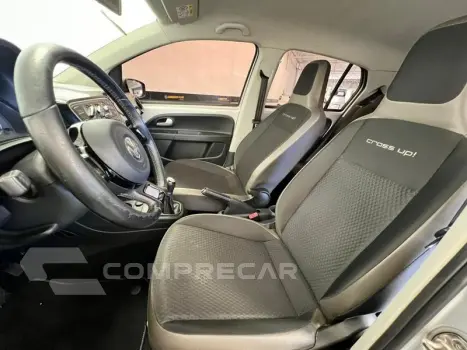 UP! CROSS 1.0 TSI TOTAL FLEX MEC. 4P