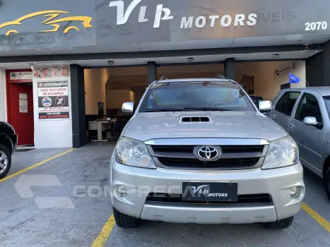 HILUX SW4 3.0 4X4 8V Turbo