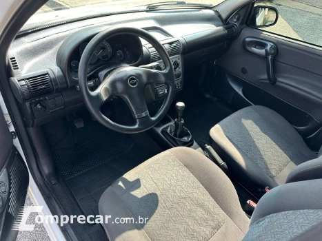 CORSA 1.0 MPFI Classic Sedan 8V