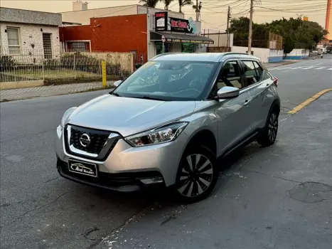 NISSAN KICKS 1.6 16V SV Limited 4 portas