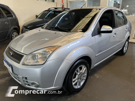 FIESTA 1.6 Rocam Sedan 8V