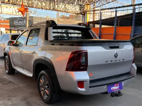 DUSTER OROCH - 2.0 16V DYNAMIQUE 4P AUTOMÁTICO
