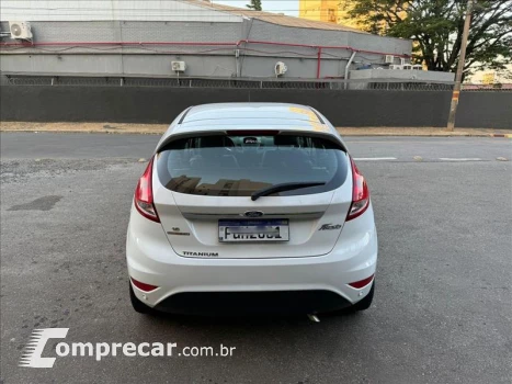 FIESTA 1.6 Titanium Hatch 16V