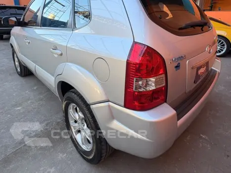 TUCSON - 2.0 MPFI GLS 16V 143CV 2WD 4P AUTOMÁTICO