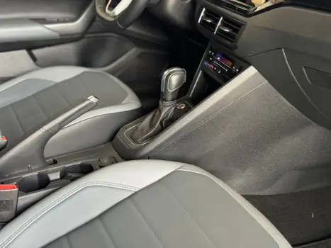 Nivus 1.0 4P FLEX 200 TSI HIGHLINE TURBO AUTOMÁTICO