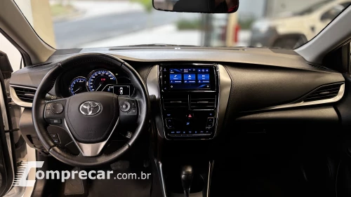 YARIS 1.5 16V Sedan XS