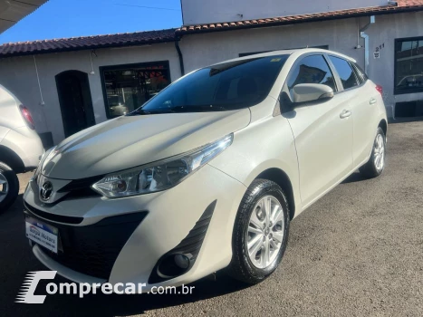 Toyota Yaris Hatch 1.3 16V 4P FLEX XL PLUS TECH MULTIDRIVE AUTOMÁTI 4 portas