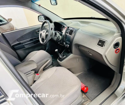 TUCSON 2.0 MPFI GL 16V 143cv 2WD