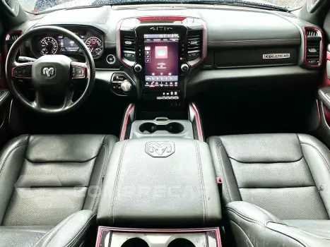 1500 5.7 V8 GASOLINA REBEL CD 4X4 AUTOMÁTICO