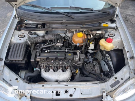 CLASSIC 1.0 MPFI Sedan 8V