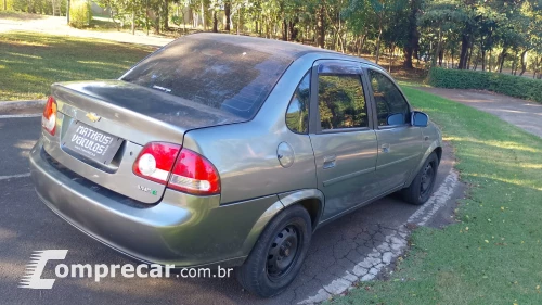 Classic sedan 1.0