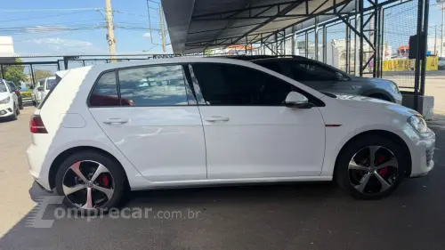 Golf 2.0 4P GTI TURBO AUTOMÁTICO
