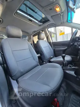 Focus Ghia Sed. 2.0 16V/ 2.0 16V Flex 4p