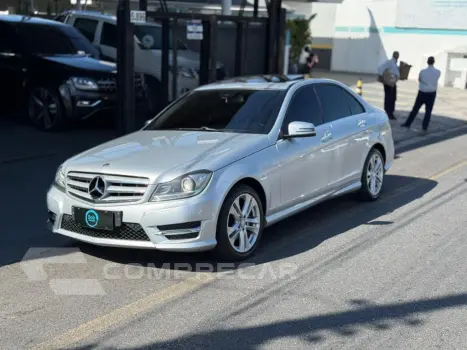 Mercedes-Benz C-200 CGI Avantgarde 1.8 16V 184cv Aut. 4 portas
