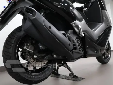 NMAX 160 ABS