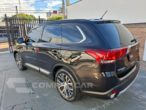 OUTLANDER 3.0 GT 4X4 V6 24V