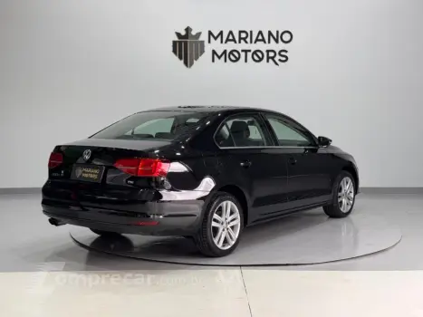 JETTA 2.0 TSI HIGHLINE 211CV GASOLINA 4P TIPTRONIC