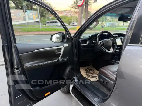 Hilux Sw4 2.8 Srx 4X4 7 Lugares 16V Turbo Intercooler Diesel