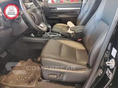 HILUX 2.8 D-4D TURBO DIESEL CD SRX 4X4 AUTOMÁTICO