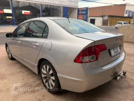 Civic Sed. LXL/ LXL SE 1.8 Flex 16V Aut.