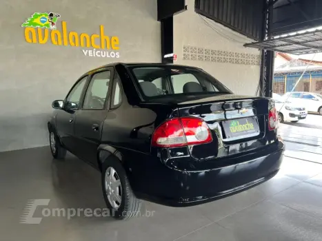 CLASSIC 1.0 MPFI LS 8V FLEX 4P MANUAL