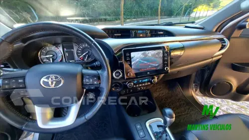 HILUX 2.8 D-4D TURBO DIESEL CD SRX 4X4 AUTOMÁTICO