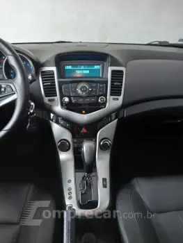 CRUZE 1.8 LT