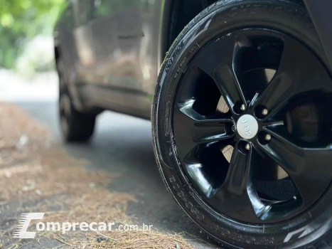 COMPASS 2.0 16V FLEX NIGHT EAGLE AUTOMÁTICO