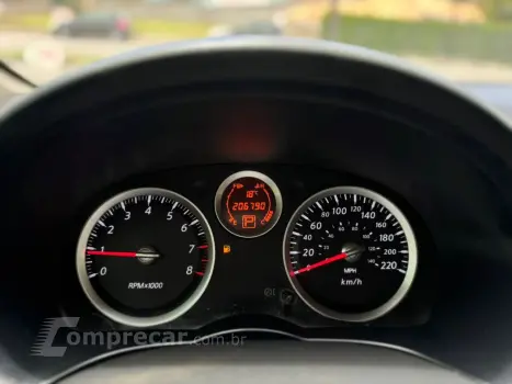 Sentra 2.0/ 2.0 Flex Fuel 16V Aut.