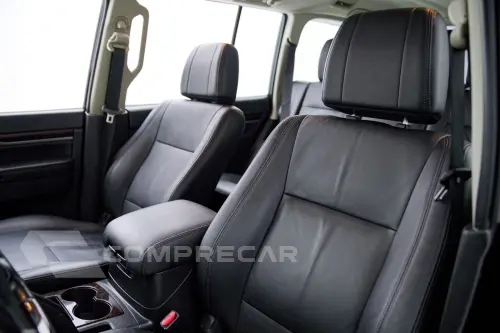 Pajero HPE Full 3.2 4x4 T.I.Dies. 5p Aut