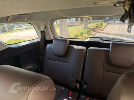 HILUX SW4 2.7 SRV 7 Lugares 4X2 16V