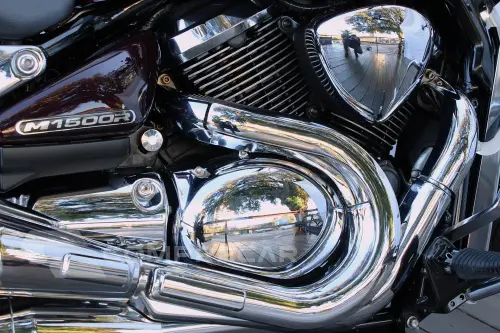 SUZUKI BOULEVARD M1500R