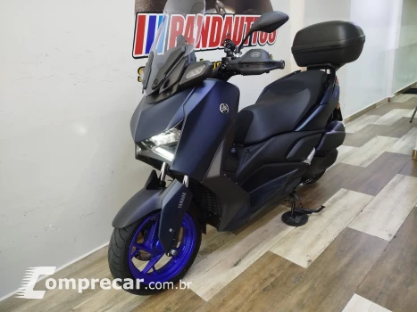 XMax 250 Connected