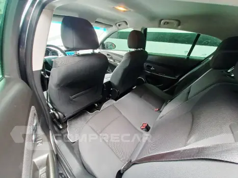 CRUZE HB Sport LT 1.8 16V FlexP. 5p Mec