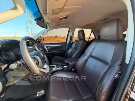 HILUX SW4 2.8 SRX 4X4 7 LUGARES 16V TURBO INTERCOOLER DIESEL