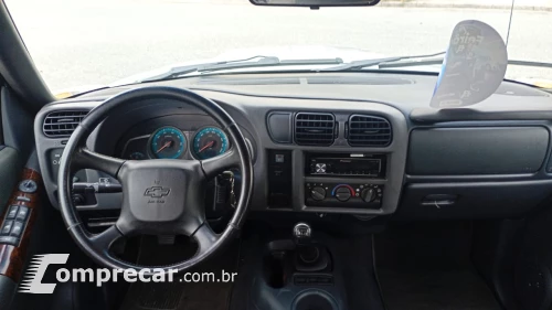 S10 2.4 MPFI Executive 4X2 CD 8V