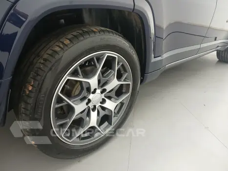 COMMANDER 1.3 T270 TURBO FLEX OVERLAND AT6