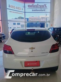 Onix Hatch 1.4 4P FLEX LTZ AUTOMÁTICO