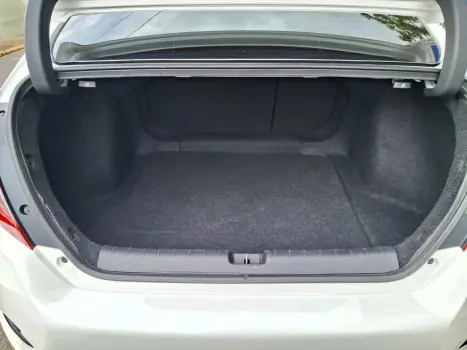 Civic 2.0 16V 4P EX FLEX  AUTOMÁTICO CVT