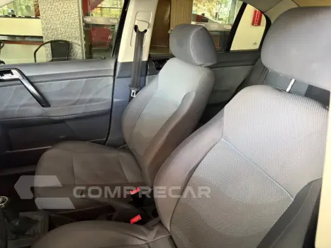 POLO SEDAN 1.6 MI 8V FLEX 4P MANUAL