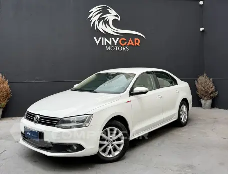 Volkswagen JETTA Comfortline 2.0 T.Flex 8V 4p Tipt. 4 portas