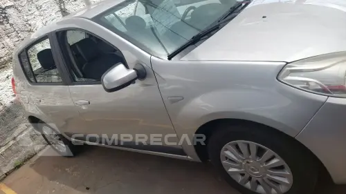 SANDERO EXP
