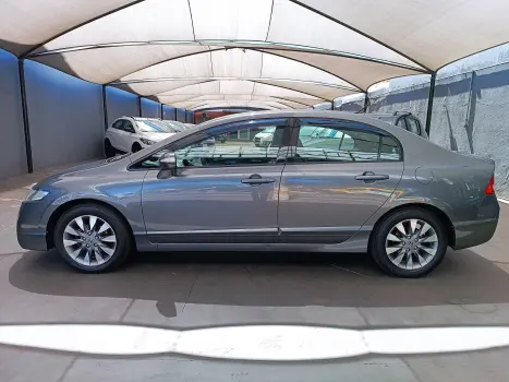 CIVIC 1.8 LXL 16V