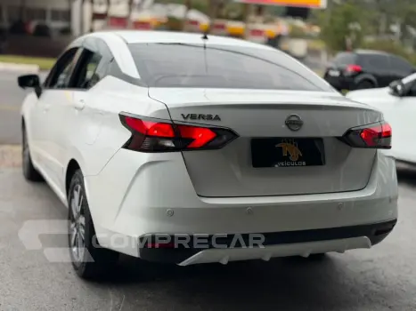 VERSA Advance 1.6 16V Flex Aut.