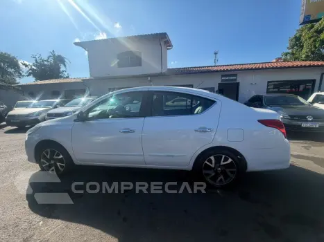 Versa Sedan 1.6 16V 4P FLEX SL