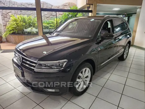Volkswagen Tiguan 1.4 250 TSI TOTAL FLEX ALLSPACE COMFORTLINE TURBO AUT 4 portas