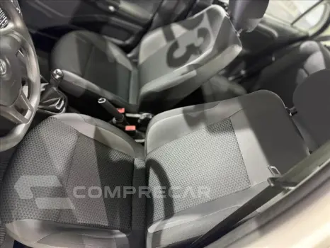 VOYAGE 1.0 12V MPI Totalflex