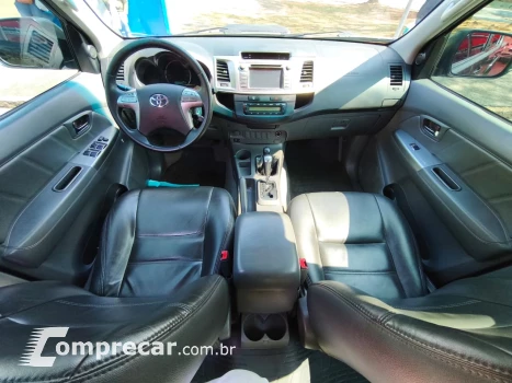 Hilux Caminhonete 3.0 4P 4X4 SRV TURBO DIESEL CABINE DUPLA A