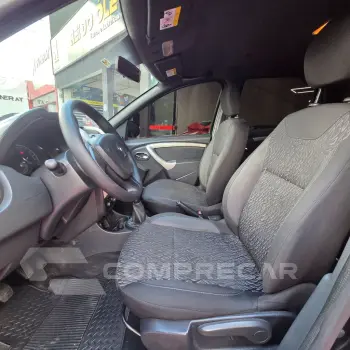 DUSTER OROCH Expression 1.6 Flex 16V Mec