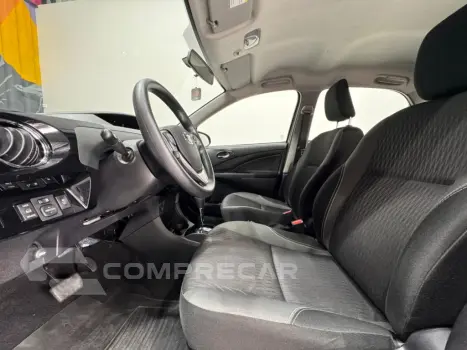 ETIOS 1.5 X PLUS SEDAN 16V FLEX 4P AUTOMÁTICO